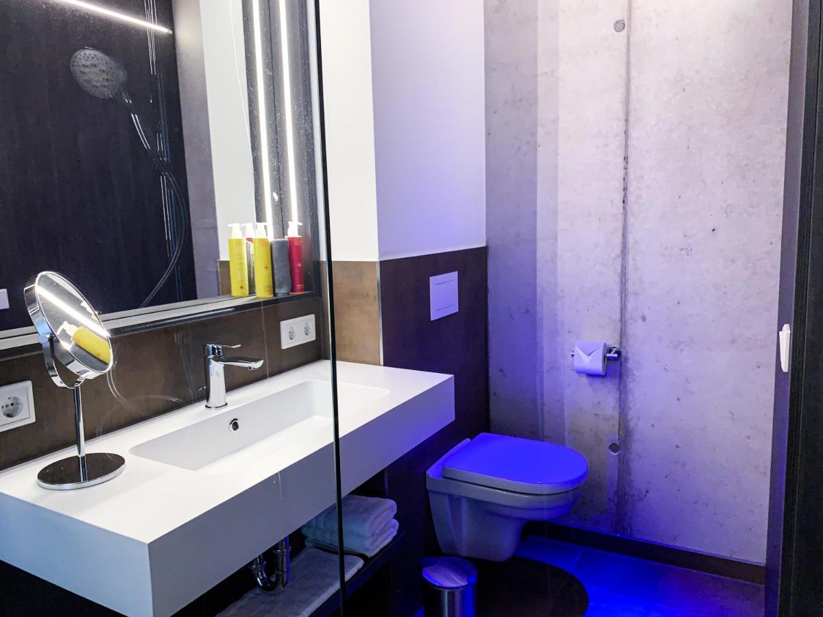 Hotel Zeitgeist Warburg Bagian luar foto