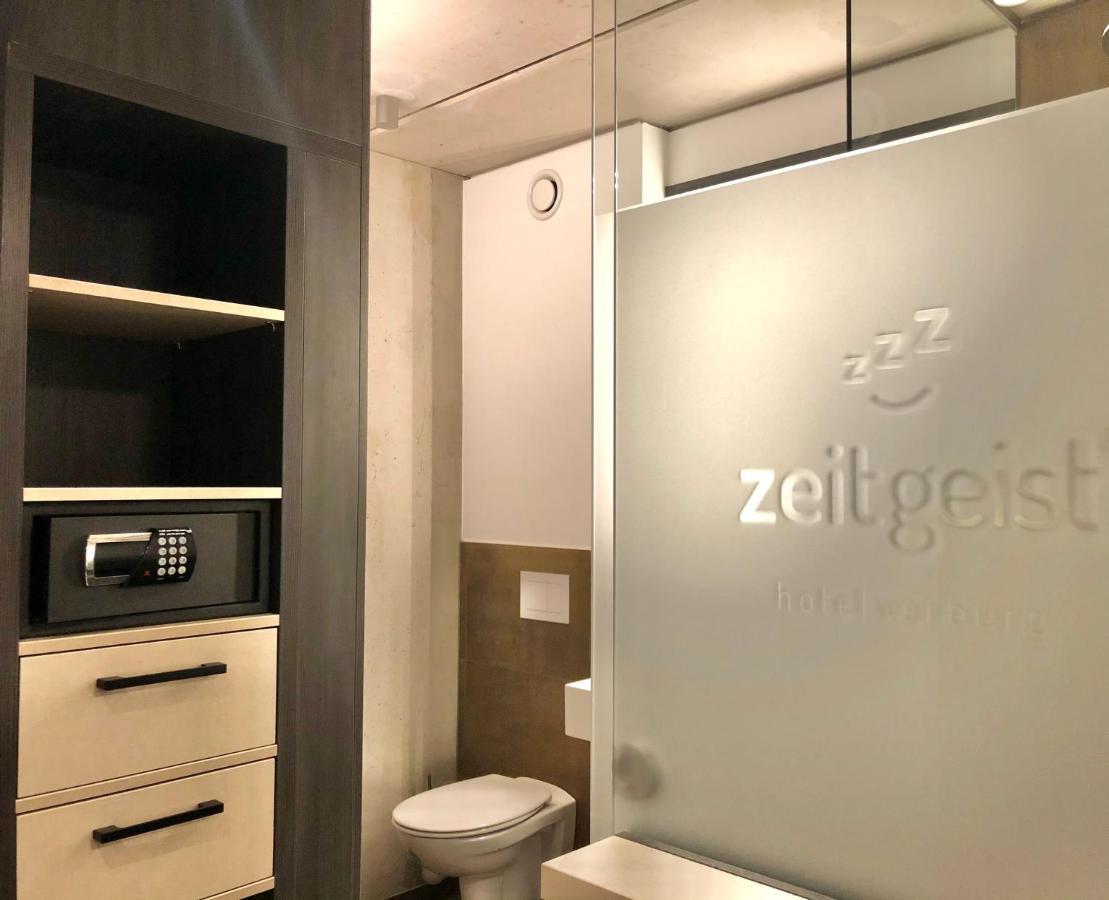 Hotel Zeitgeist Warburg Bagian luar foto